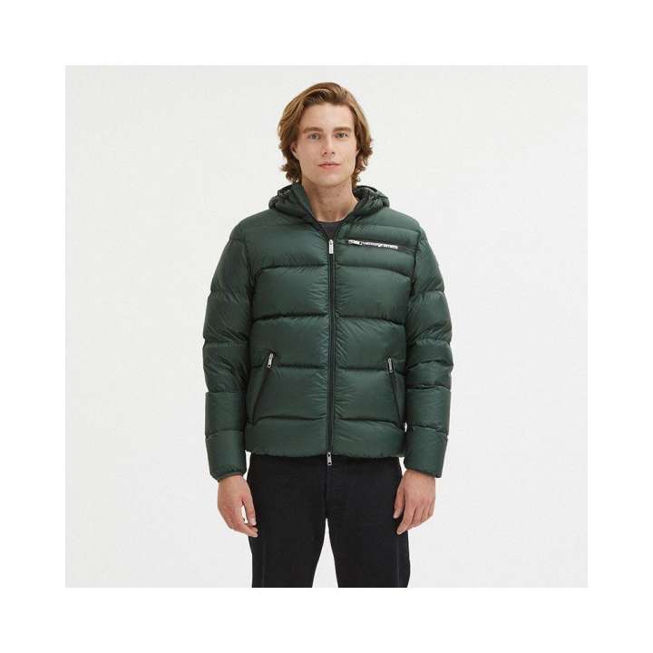 Priser på Centogrammi Sleek Dark Green Hooded Winter Jacket