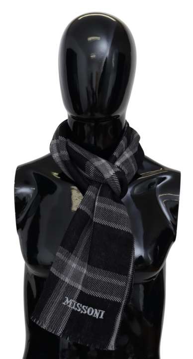 Priser på Missoni Elegant Woolen Striped Scarf