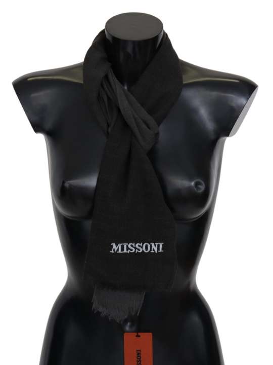 Priser på Missoni Elegant Black Wool Scarf with Fringes