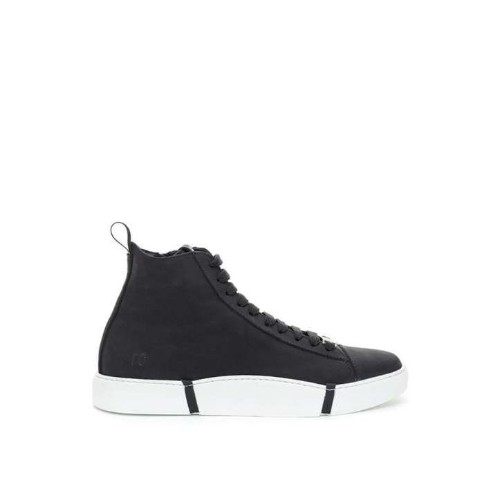 Priser på Roberto Cavalli Elegant Suede Sneakers in Chic Black