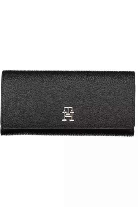 Priser på Tommy Hilfiger Chic Black Multifunction Wallet with Phone Compartment