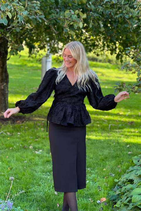 Priser på A-View - Feana Blouse - Black