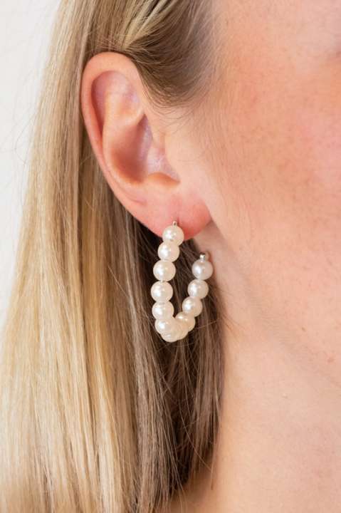 Priser på Lucky Lemon - Øreringe - Vega Pearl Hoops - Silver