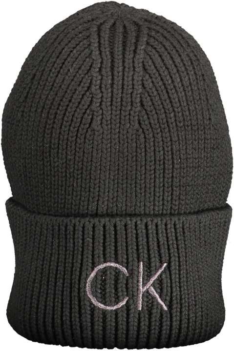 Priser på Calvin Klein Chic Embroidered Logo Cap in Black