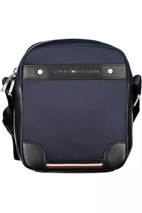 Priser på Tommy Hilfiger Sleek Blue Shoulder Bag with Contrasting Accents