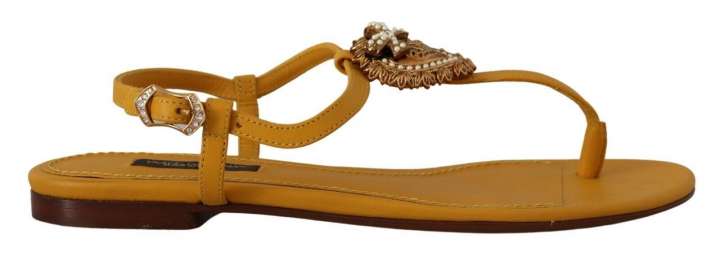 Priser på Dolce & Gabbana Mustard T-Strap Flat Sandals with Heart Embellishment