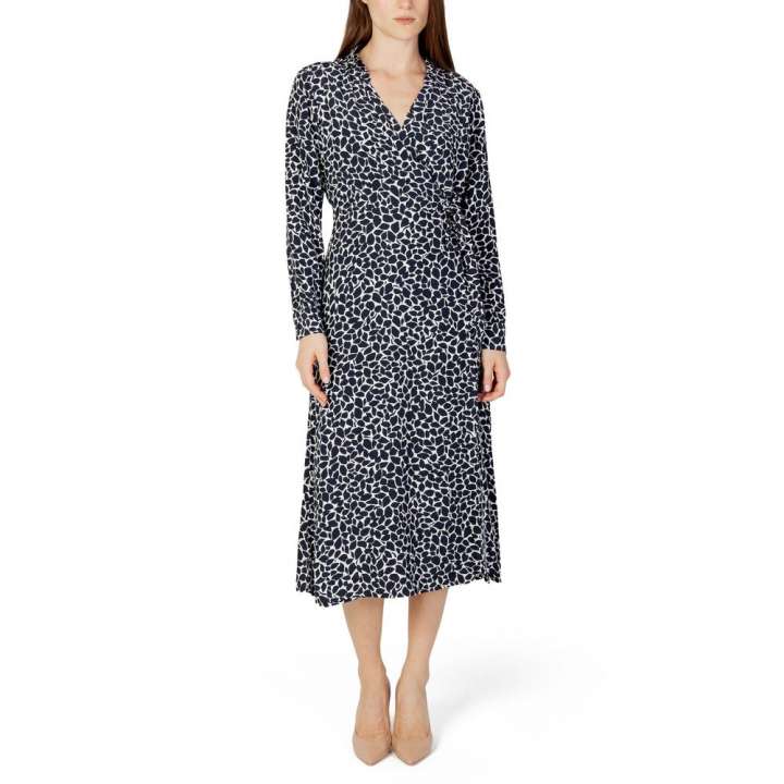 Priser på Street One Blue Viscose Dress