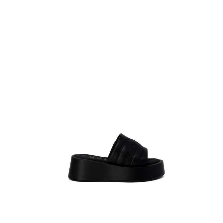 Priser på Furla Black Leather Sandal