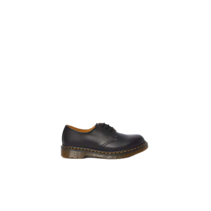 Priser på Dr. Martens Black Leather Flat Shoe