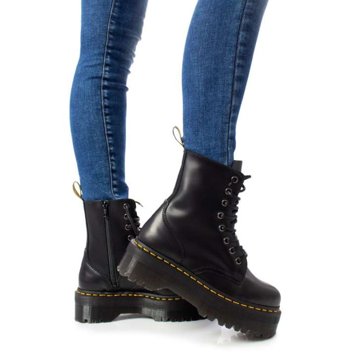 Priser på Dr. Martens Black Leather Boot