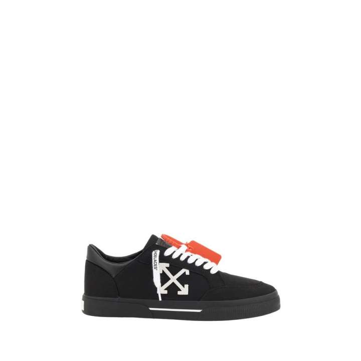 Priser på Off-White New Low Vulcanized Sneakers